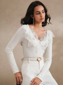 Anewsta Elegante maglietta romantica decorata con perle, pizzo e fiori 3D, adatta per grafiche autunnali/invernali, per donna