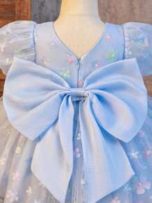 SHEIN Glamorique Kids Blumenkleid, Geburtstagparty, Hochzeitsfestival Kleid - Blaues Volumenkleid mit Puffärmeln für Baby Mädchen, abnehmbarer großer Schlupfenschleife, florales Prinzessinnenkleid, leicht für Sommer, Strand, Tropen
