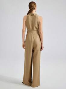 Ontre Damen minimalistische einfarbige Hemdkragen-Ärmellos-Jumpsuit mit Klaschentasche und Gürtel - Khaki - Übersicht 7