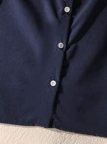 SHEIN Set di camicia a maniche corte con stampa e bordo a contrasto, e pantaloncini in vita elastica con cintura, per ragazzi più grandi