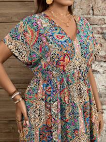 SHEIN LUNE Plus Size Women Casual Cashew Floral Print V-Neck Batwing Sleeve Vacation Dress Summer Outfits For Women Summer Dresses For Women Summer Outfits For Women - Multicolor - View 6