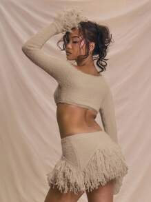 MUSERA 长袖针织短款上衣，袖口毛边细节，适合夏季度假、可爱优雅的海滩装扮，也适合伊比沙岛音乐节、海滩、西部风情之夜、秋季、冬季约会之夜等场合，蓬松柔软，时尚百搭。