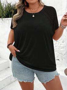 SHEIN CURVE+ Plus Size Color Block Lace Splicing Short Sleeve T-Shirt, Suitable For Vacation, Beach, Summer - Black - View 3