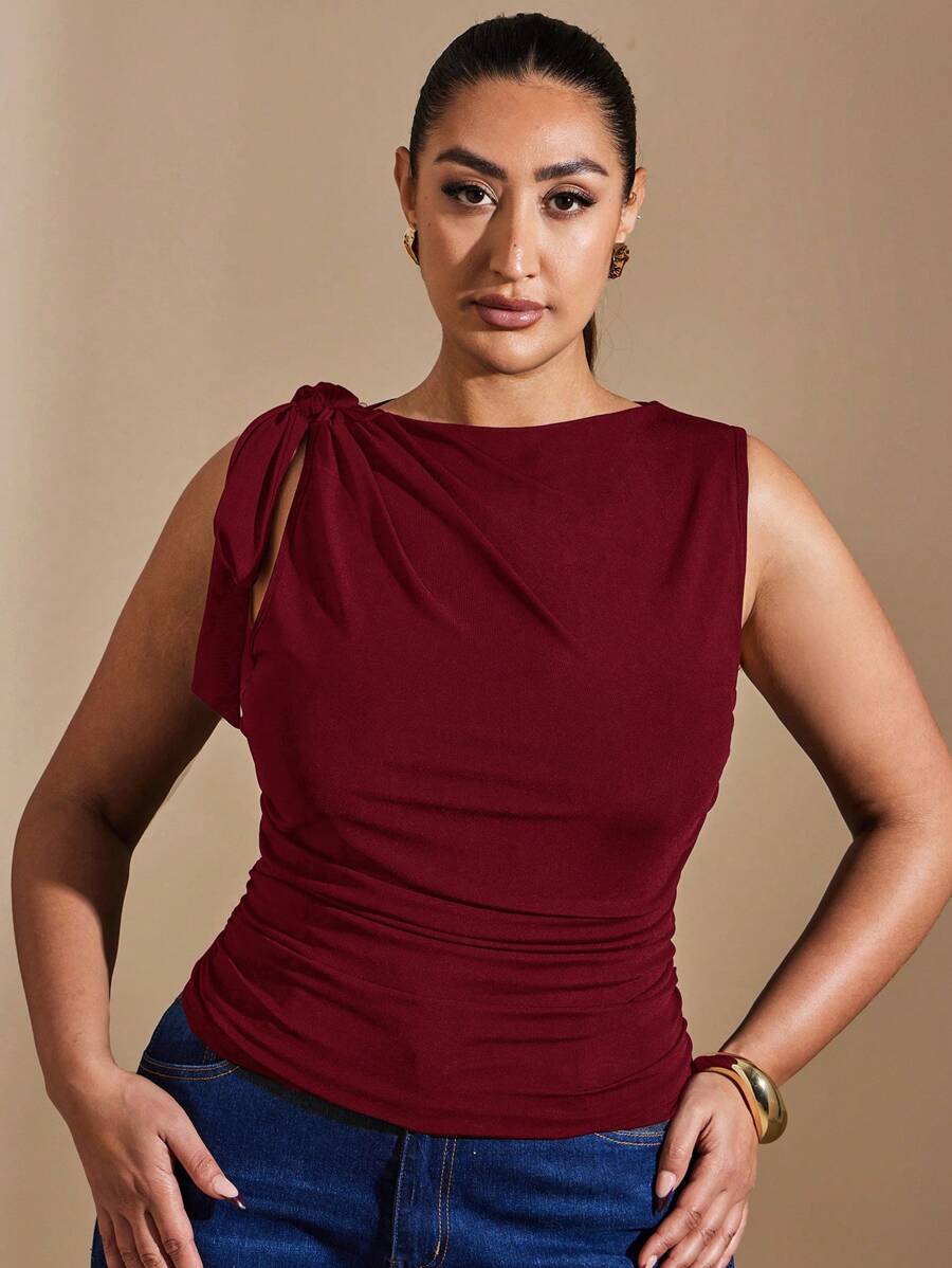 SHEIN BAE Plus Size Spaghetti Strap Tank Top, Sexy Shirt For Valentine's Day, Summer, Birthday, Formal Occasions, Curve Top, Sleeveless In Black - Burgundy - View 1