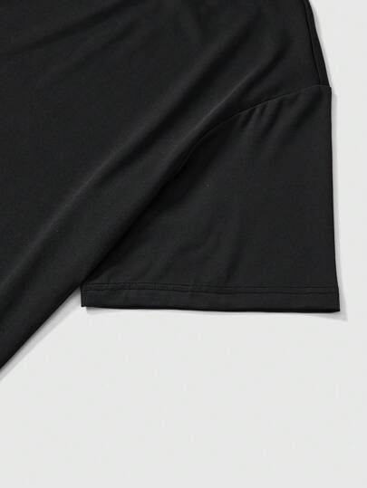 Goth T-shirt ample et ample à manches courtes avec imprimé corbeau gothique asymétrique, grande taille grande, été