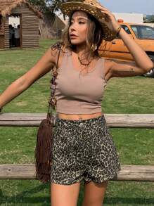 Livesso New Arrival Women's Loose Casual Leopard Print Denim Shorts For Summer