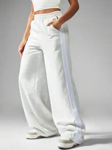 Missguided x Playboy Wide Leg Athletic Sweatpants Loungewear ComFort Fit Joggers With Side Stripe Detail Winter Cozy Workout Pants Athleisure Streetwear - Light Grey - View 1