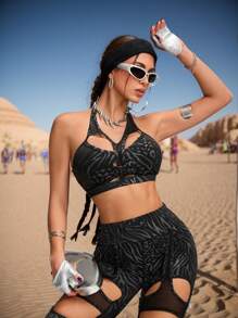 Innovista Biustonosz sportowy z nadrukiem foliowym dla kobiet, usztywniany top sportowy ze sztucznej skóry i metalicznego połysku, wycięty, oddychający, siateczkowy strój do ćwiczeń z wycięciami i elastyczną konstrukcją, top fitness. Nadruk z motywem wężowej panterki, awangardowy i unikatowy, elegancki i luksusowy dres, idealny na festiwal muzyczny, imprezę, taniec, ćwiczenia elektryczne, jogę, matę, pilates, bieganie, cardio, wyjścia, rekreację, ćwiczenia siłowe, ciężarki, czarny, Y2K, odzież na jesień, bikini, strój kąpielowy, prezent na Dzień Matki