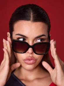 Betty Boop x SHEIN Large Frame Square Black Fashionable Eyeglasses, Polka Dot & Lip Print Versatile For Daily Wear, Comes With Storage Pouch, Suitable For Travel & Outdoor