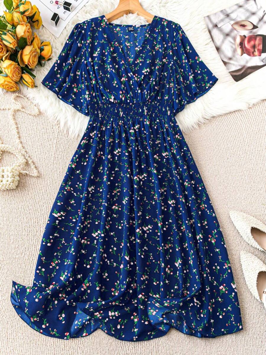 SHEIN Clasi Đầm Maxi Tay Ngắn Cổ Chữ V Quấn Chéo Họa Tiết Hoa Cỡ Lớn Cho Nữ - Nhiều màu - Xem 1