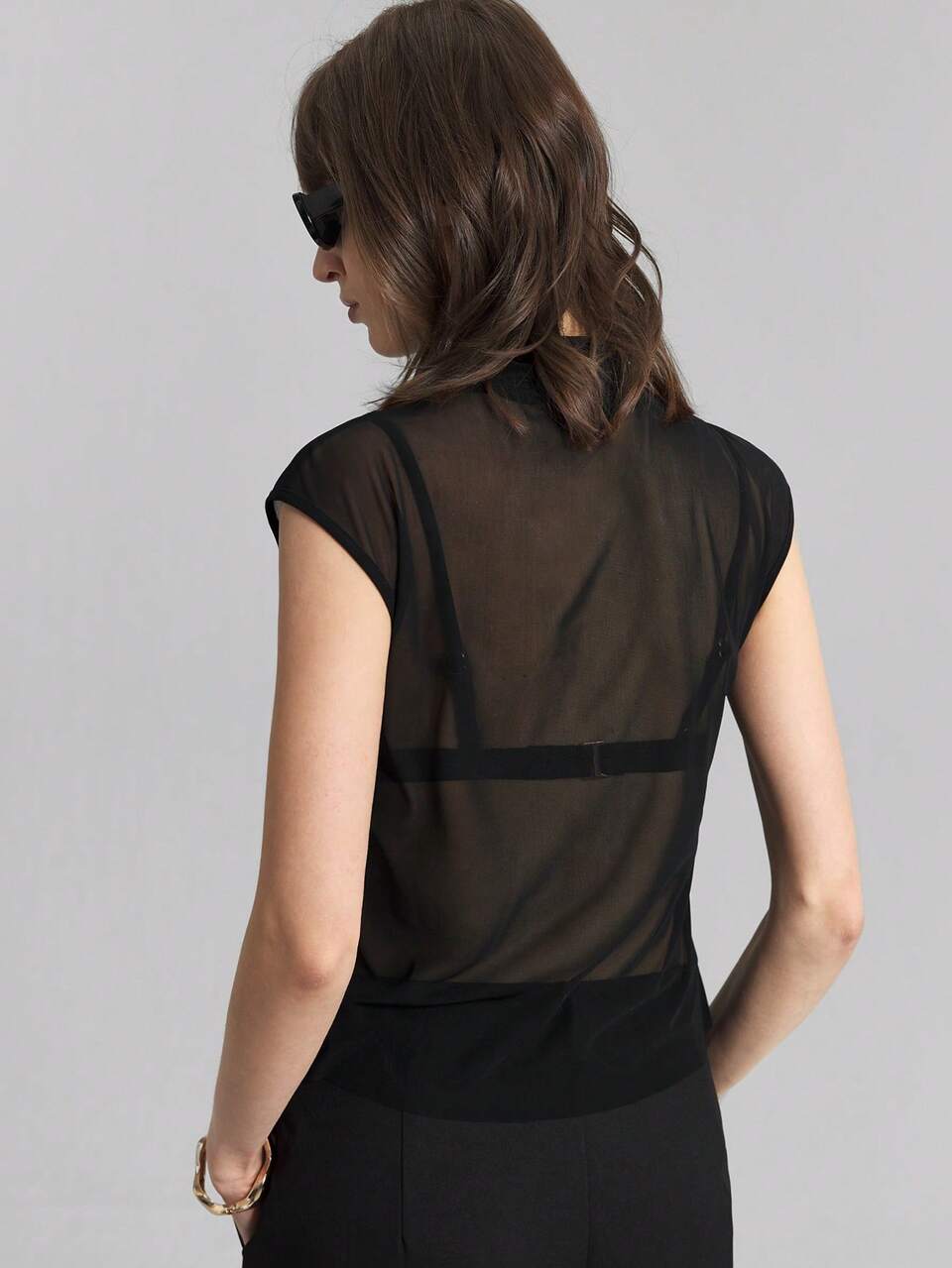 2026 Spring/Summer New Women's Simple Solid Color Sheer Mesh Turtleneck T-Shirt, Women's Sleeveless Vest, Sleeveless Tank Top, Black Sheer Tank Top, Elegant Women's Black Top, Sexy Top, Suitable For Beach , Holiday , Country Style Music Festival, Graduation Ceremony