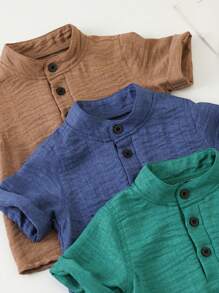 SHEIN 3 件套男婴纯色纽扣前领衬衫，休闲柔软舒适短袖上衣，适合日常穿着、旅行、春夏季男婴衬衫休闲简约 T 恤 - 綠色 - 查看 7