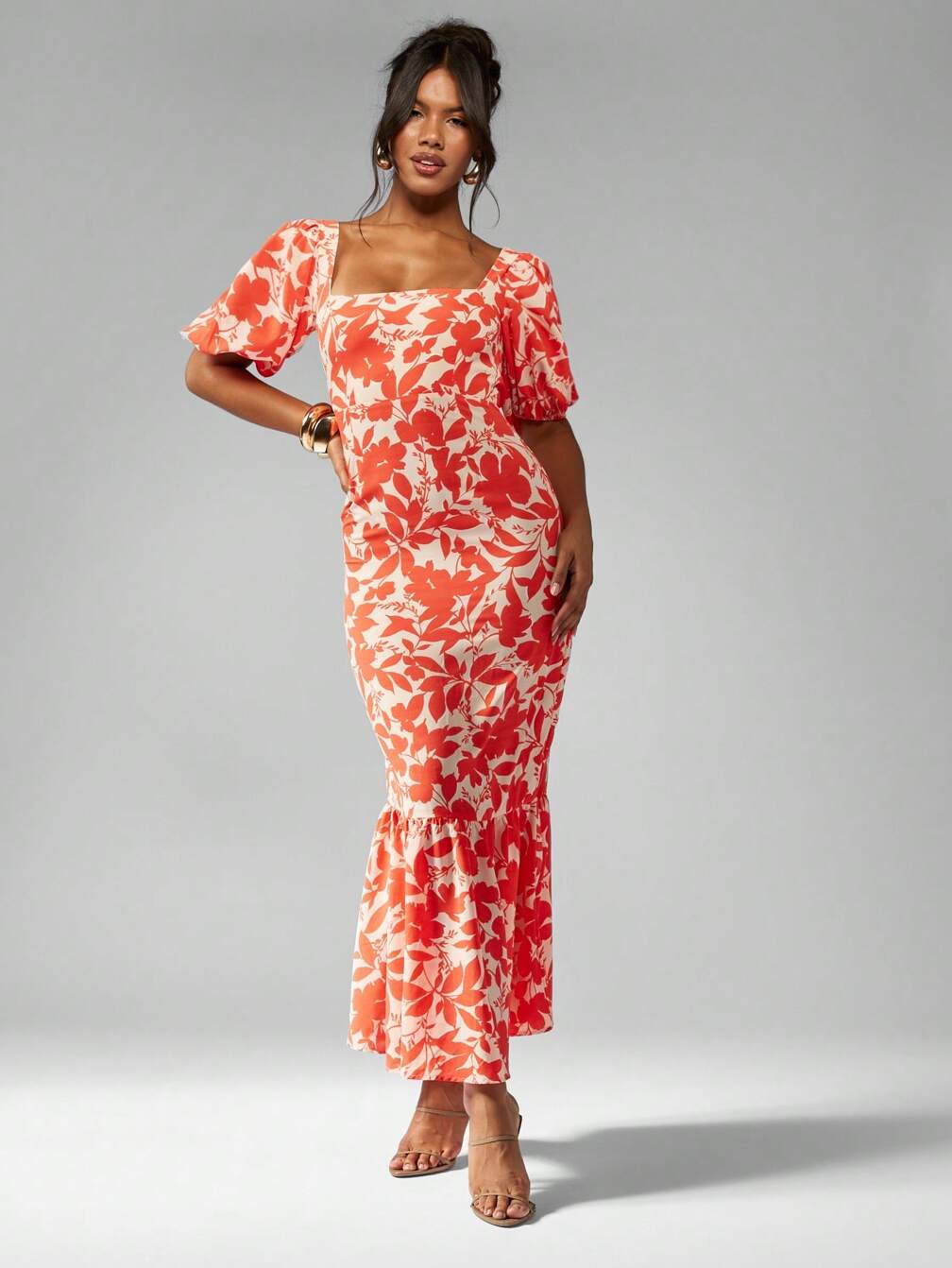 missguided red floral dress MISSGUIDED Floral Print Puff Sleeve Long Dress With Square Neckline｜ MISSGUIDED