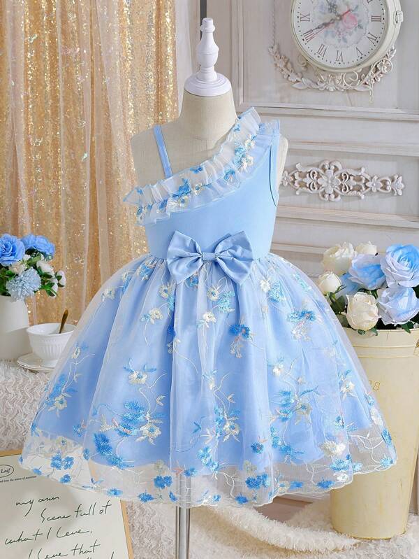 SHEIN Glamorique Kids Rochie fără mâneci pentru fetiță, drăguță, dulce, cu decor cu fundă