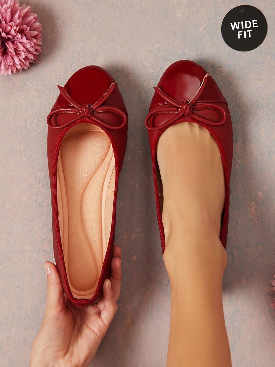 SHUZIA 女式宽版红色活力 PU 紧身亮面平底鞋 | 灵感源自可可，配有云朵垫，适合从咖啡馆清晨到日落鸡尾酒，母亲节礼物 - 紅色 - 查看 1