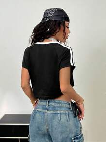 Coolane 女士夏季外出演唱会音乐节街头服饰复古 Y2K 图案黑色短款 T 恤 - 黑色 - 查看 2