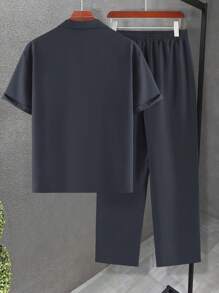 Manfinity Homme 宽松男士纯色翻领衬衫和裤子套装，舒适服装 - 深灰色 - 查看 2