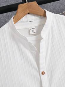 SHEIN Bộ 2 quần áo sơ mi trắng và quần dài vải họa tiết sóng đa năng cho bé trai tuổi mới lớn, thích hợp mặc đi làm, đi học, mặc thường ngày, hoạt động thể thao, mùa xuân/hè - trắng - Xem 5