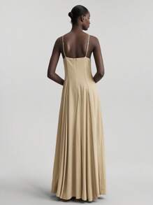 Ontre 2025 新款开叉设计女式卡其色细肩带条纹 A 字形连衣裙，休闲假日风格春夏 - 卡其色 - 查看 8