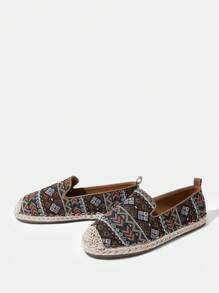 Styleloop Women Mesh Geometric Jacquard Flat Shoes, Vacation Style - Rust Brown - View 5