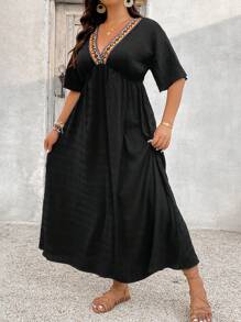 SHEIN VCAY Robe de vacances décontractée à encolure V avec bretelles, manches courtes, style patchwork pour femmes grande taille