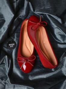 SHUZIA 女式宽版红色活力 PU 紧身亮面平底鞋 | 灵感源自可可，配有云朵垫，适合从咖啡馆清晨到日落鸡尾酒，母亲节礼物 - 紅色 - 查看 4