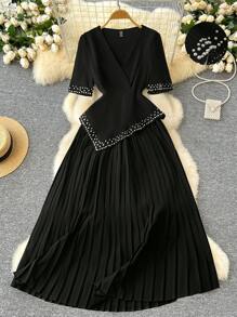 Rometta 精致优雅两件套加大码女式珍珠装饰短袖上衣和百褶裙 - 黑色 - 查看 1