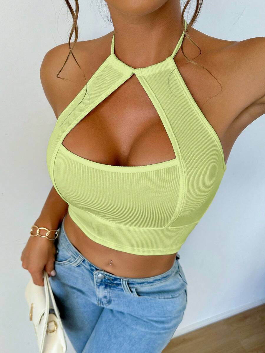 Zolique Women's Solid Color Hollow Tank Top, Fashionable And Suitable For Summer - Mint Green - View 1