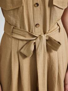 Ontre Damen minimalistische einfarbige Hemdkragen-Ärmellos-Jumpsuit mit Klaschentasche und Gürtel - Khaki - Übersicht 6