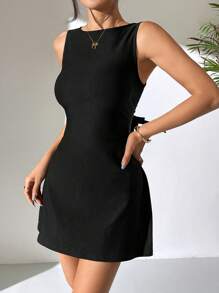 SHEIN EZwear Váy ngắn hở lưng dệt không tay màu đen dành cho nữ - màu đen - Xem 2