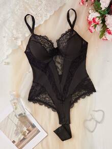 Plus Size Women's Sexy Lace Patchwork Spaghetti Strap Camisole Minimalist Casual Lingerie