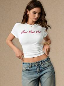 Poéselle Casual "Just Chill Out" Graphic Crop Top - Comfortable For Everyday Wear,Women's Graphic Tees, Crop Tops, Casual Summer Shirts, Relaxed Fit T-Shirts, Street Style Outfits