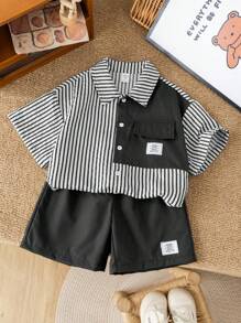 SHEIN 2 件套年轻男孩舒适日常休闲宽松韩版时尚条纹衬衫和短裤套装，适合春夏季日常穿着、运动、郊游、学校、派对、节日、拍照、返校 - 黑色 - 查看 10