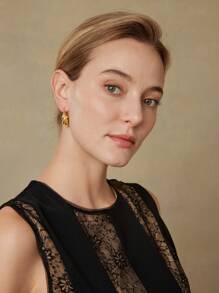 MOTF PREMIUM 18K GOLD PLATED VINTAGE FRENCH OX HORN HOOP EARRINGS