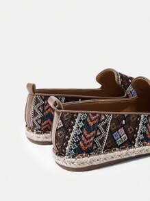 Styleloop Women Mesh Geometric Jacquard Flat Shoes, Vacation Style - Rust Brown - View 4