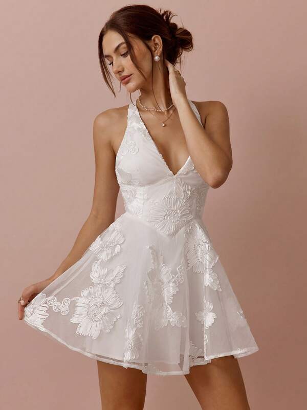 Enchnt Rochie mini de patinatoare albă pentru femei, romantică, de primăvară/vară, cu decolteu în V, fără mâneci, spate fără spate, brodată cu flori, drăguță, rochie de prințesă dulce, elegantă și sexy, pentru vacanță, întâlniri, sărbători, petrecere, absolvire, bal acasă, invitați la nuntă și plajă, rochie de bal, ținută de concert și festival, rochie de Paște, rochii de vară pentru femei, rochii de soare pentru femei, haine de vară