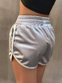 SHEIN Tween Girls Spring/Summer Letter Patched Detail Contrast Binding Metallic Track Shorts - Silver - View 5