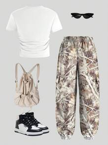 SHEIN Tween Girl Casual Letter Print Short Sleeve Top And Camouflage Cargo Long Pants, Summer
