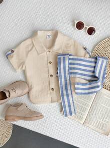 SHEIN مجموعة من قطعتين بنطلون قصير وقميص كاجوال للاطفال الولاد والبنات بشريط مناسب للربيع والصيف، للارتداء اليومي، للداخل والخارج