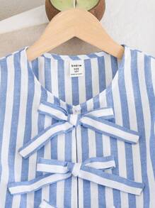 SHEIN Leap Crew Conjunto de 2 piezas para niñas preadolescentes con blusa sin mangas de cuello redondo con volantes y rayas + pantalones anchos de pierna suelta, para uso casual de resort - Azul - Ver 6