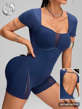 Innovista 女士露背短袖运动连体裤，透气网眼镂空高弹速干健身连体裤，塑形运动服，健身服，连体裤，时尚前卫独特，适合瑜伽、垫上运动、普拉提、跑步、有氧运动、力量训练、举重、骑行、户外、徒步、露营、越野、排球、外出、舞蹈、休闲运动、音乐节、派对、短裤，蓝色，秋季装备，泳装，母亲节礼物，女士秋季服装，清爽浅蓝色