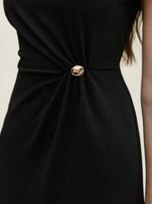 BizChic New Spring & Summer Women's Elegant Black Asymmetrical Neck Long Dress, Suitable For Daily, Work, Date, Commute, Vacation, Graduation, Wedding Events, With Metal Buckle