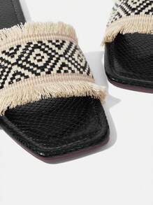 Styleloop 女士图腾编织图案亚麻流苏方头平底凉鞋，休闲海滩度假波西米亚风格，黑色 - 黑色 - 查看 10