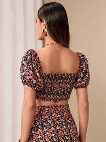 Chiquease Women Elegant Puff Sleeve Ditsy Floral Cropped Blouse - Multicolor - View 2