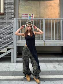 SHEIN Áo kiểu nữ tuổi teen mùa hè cổ tròn không tay vạt lệch vai màu trơn thanh lịch, áo nữ casual hở lưng, có túi, cổ vuông xẻ tà dáng ôm màu đen trơn, trang phục thường ngày, áo nữ, áo tank top trễ vai, áo kiểu học đường sành điệu, áo đen, áo mùa thu, áo kiểu preppy / Ngày lễ tình nhân cho nữ / Ngày lễ tình nhân / Mùa hè / Quần áo mùa hè, xẻ tà bên hông, áo xẻ tà bên hông, món đồ không thể thiếu cho người sành điệu, công cụ kỳ diệu để phối đồ. - màu đen - Xem 7