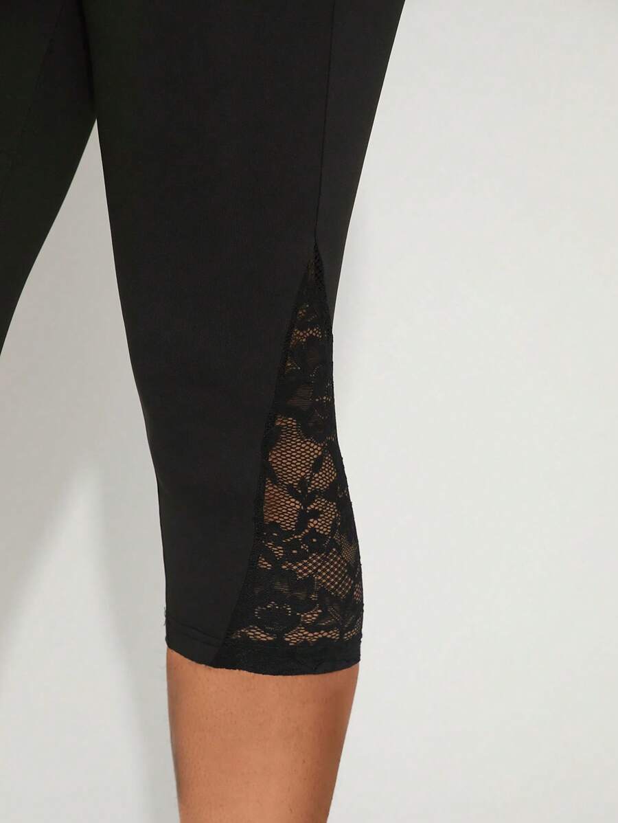 SHEIN SXY Plus Size Women's Spring&Summer Elegant Sexy Daily Basic Side Lace Patchwork Capris Elastic Leggings