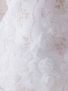 SHEIN Glamorique Kids Abito da damigella bianco da sposa con fiori bianchi 3D ricamati per bambine, abito a sacco con colletto in raso e fiocco grande, elegante outfit da festa per bambine