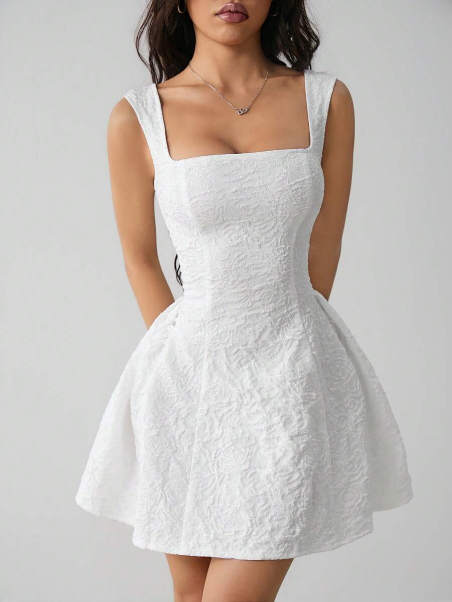 SHEIN PETITE 女式无袖纯色白色夏季中长连衣裙，简约休闲，适合日常穿着