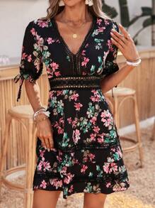 SHEIN Clasi 花卉印花撞色蕾丝下摆女式连衣裙 - 粉色 - 查看 6