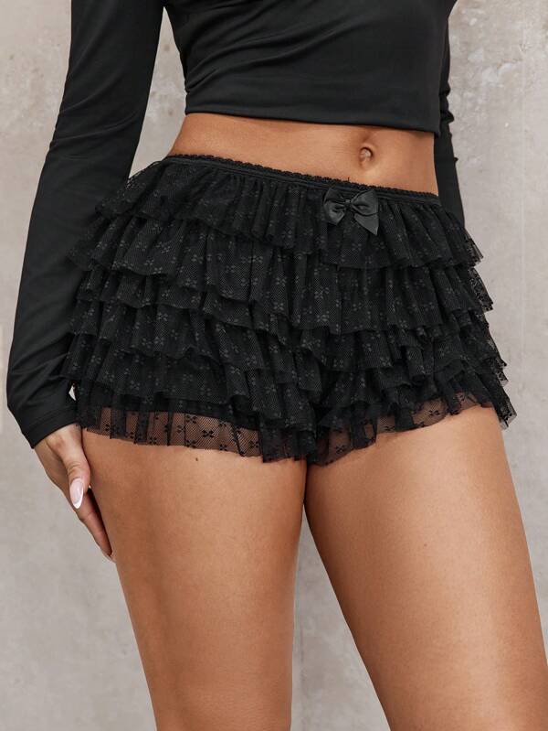 SHEIN SXY Plus Size Women's Fashion Sexy Street Teen Girls Polka Dot Lace Ruffle Trim Low Waist Mini Shorts, Ballet Style, Suitable For Everyday Wear, Western Wear, Cruise Attire, Music Festival, Concert, Carnival Party, Beach Vacation, Date Night, Birthday, Bachelorette Party, Club, Cute, Casual, Shopping, Streetwear, Going Out, Easy To Match & Looks Slim, Accent Your Body, Flatter The Figure Mini Short Micro Short